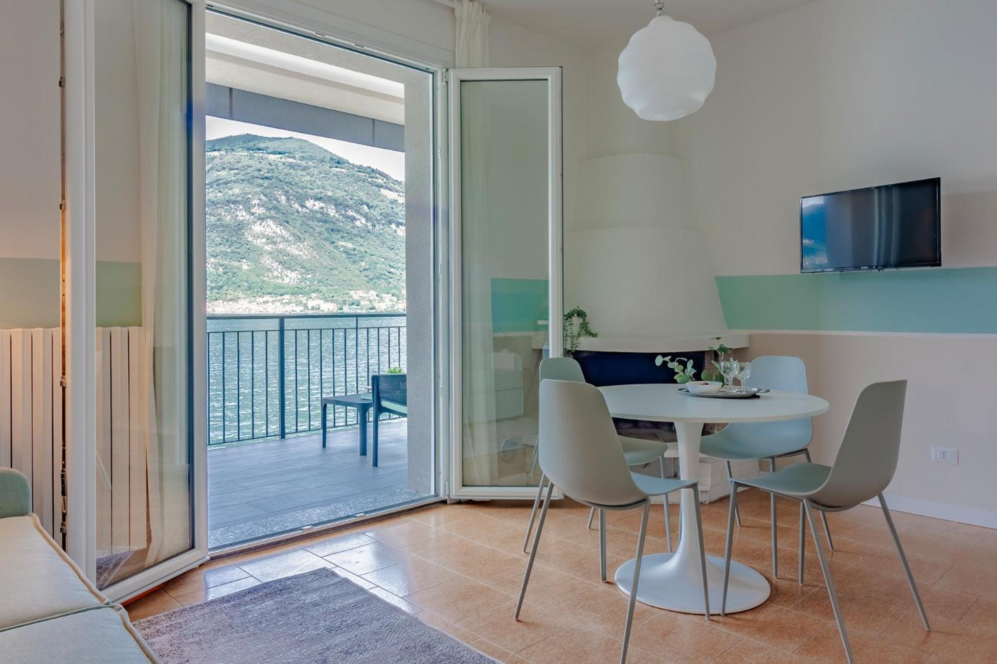 Ninfea Apartments By Wonderful Italy Леццено Екстер'єр фото