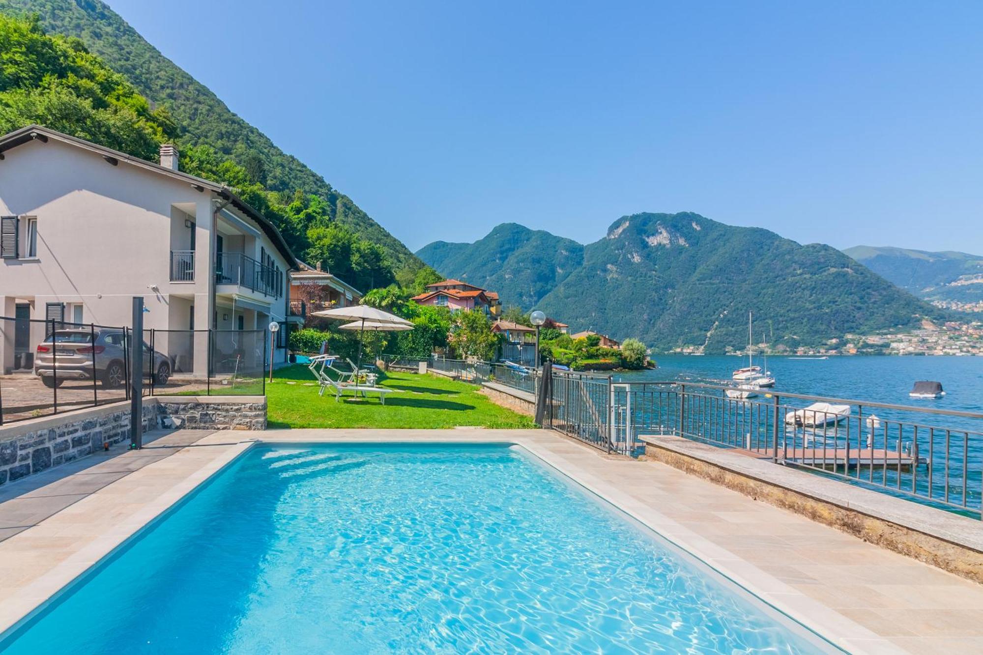 Ninfea Apartments By Wonderful Italy Леццено Екстер'єр фото